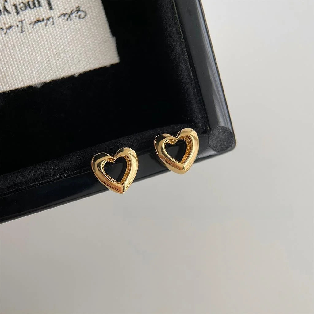 18K Gold Plated Copper Hollow Heart Stud Earrings Minimalist Women's Jewelry