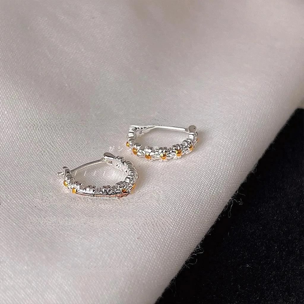 Forest Style Silver Daisy Round Copper Hoop Earrings For Daily Commute