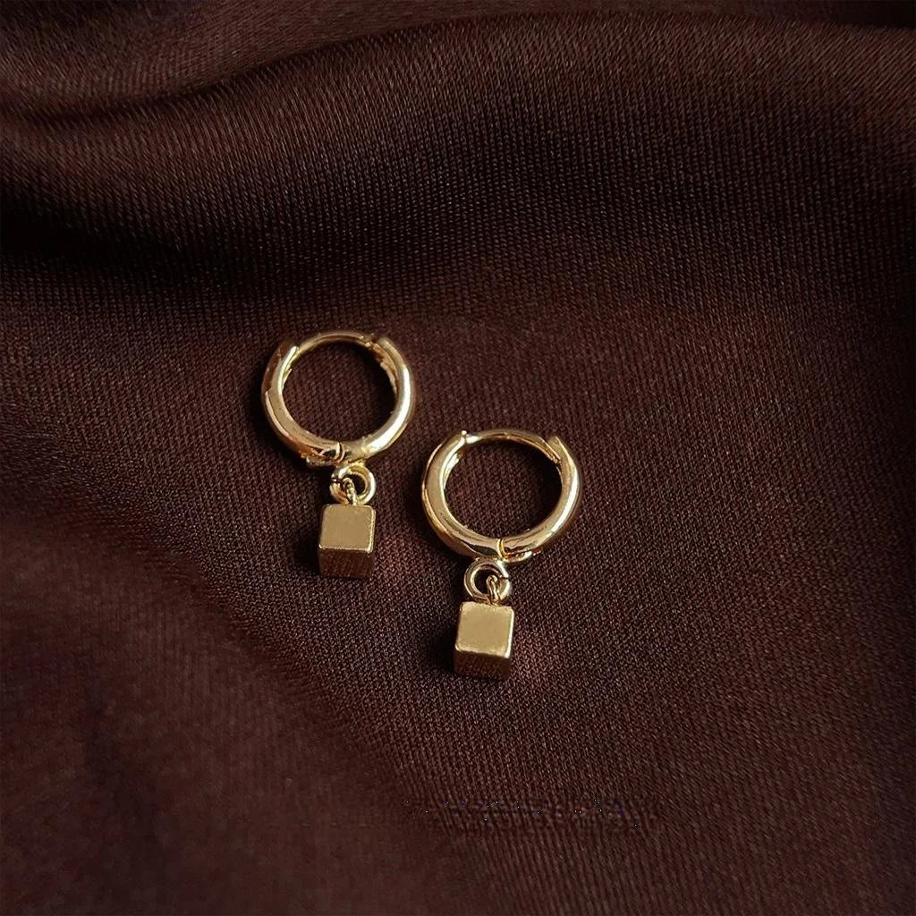 Minimalist Geometric Square Copper Stud Earrings, 3D Metallic Commuter Jewelry