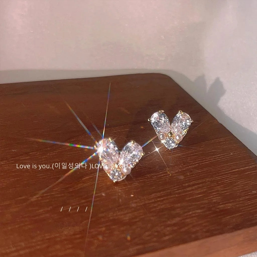 Micro Pave Zircon Heart Stud Earrings For Women Copper Sweet Minimalist Commuter Jewelry