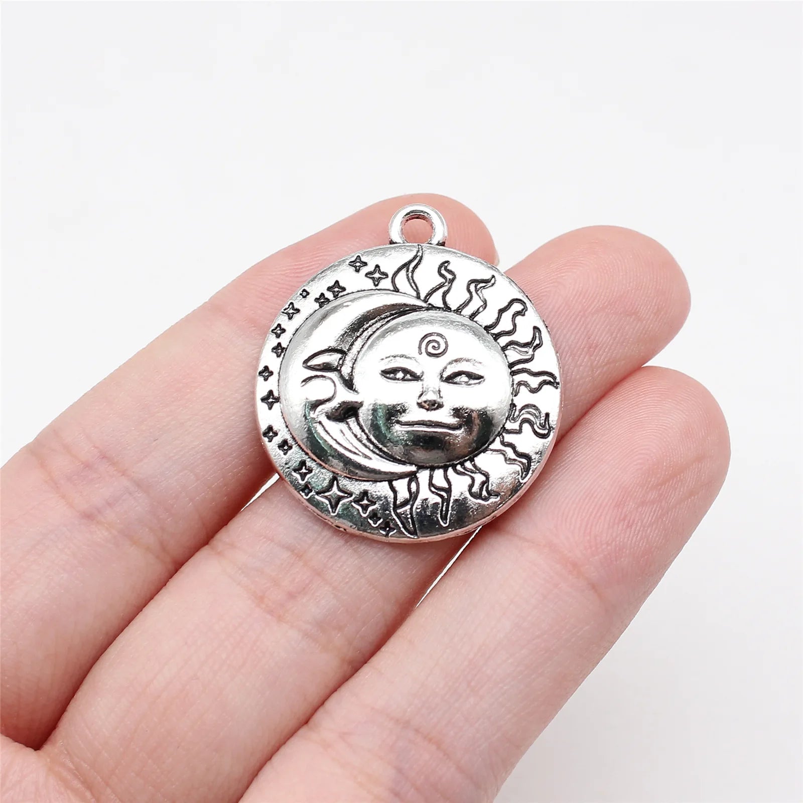 29x25mm 2.6g Zinc Alloy Human Face Sun Moon Charm Pendant for Necklace Bracelet Earring DIY Jewelry