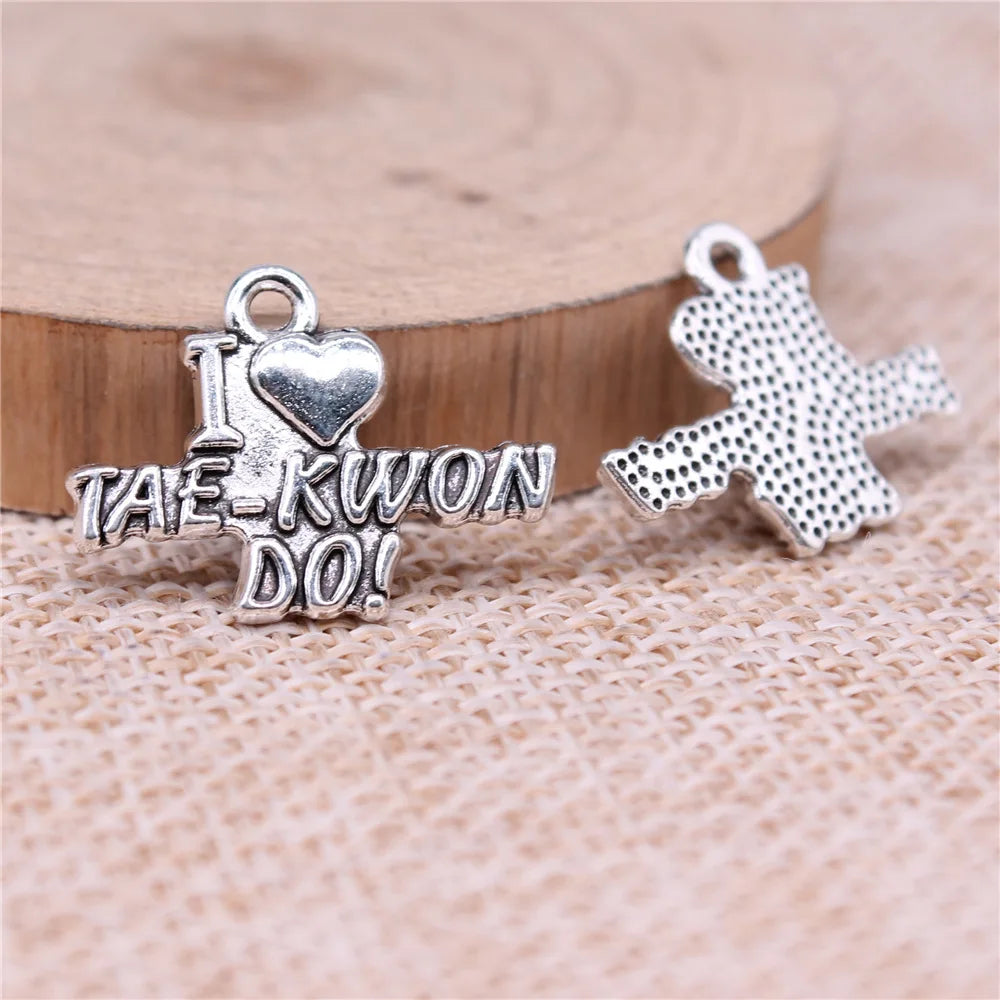 22x17mm 1.38g Antique Silver Zinc Alloy I Love Taekwondo Charm Pendant for DIY Sports Jewelry