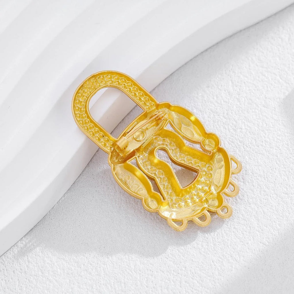 Luxury Gold Lock Keyhole Rhinestone Brooch Pin, Elegant Alloy Lapel Pin Corsage Suit Accessory Gift
