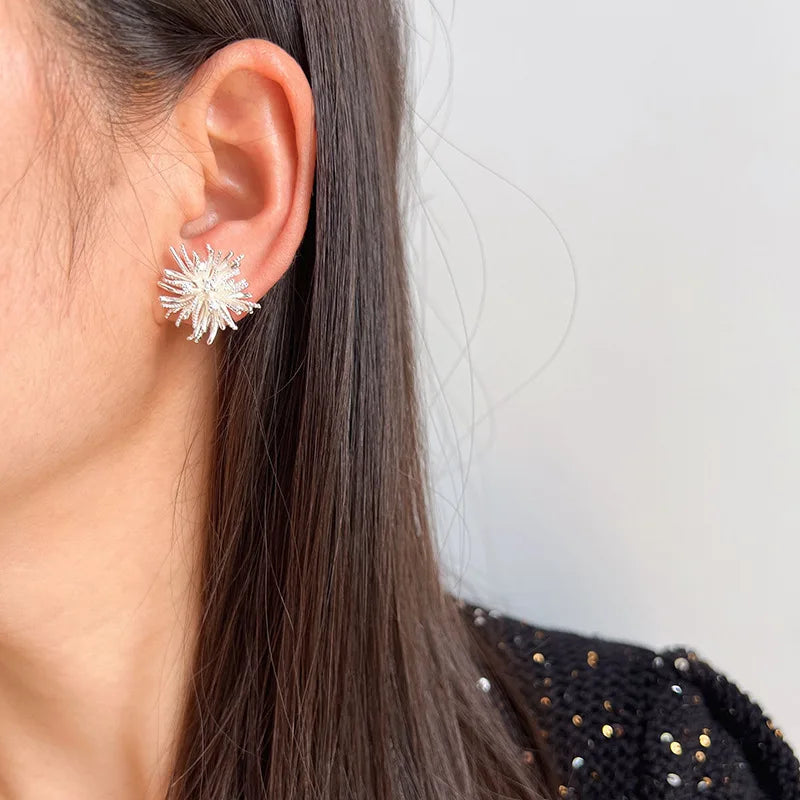 Elegant Silver Alloy Firework Spiral Statement Stud & Clip On No Piercing Women's Fashion Earrings