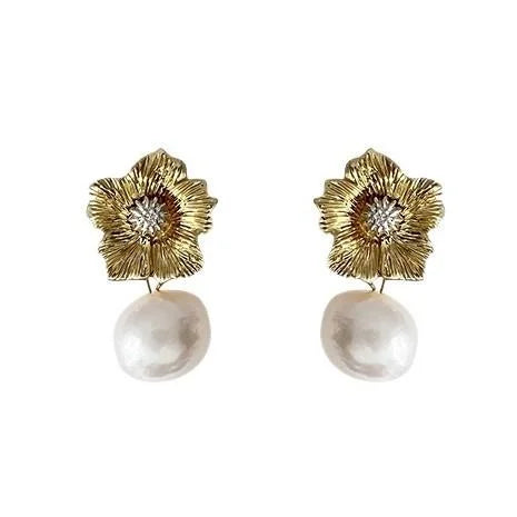 Baroque Freshwater Pearl Flower Stud Earrings Handmade Vintage Copper Jewelry For Women