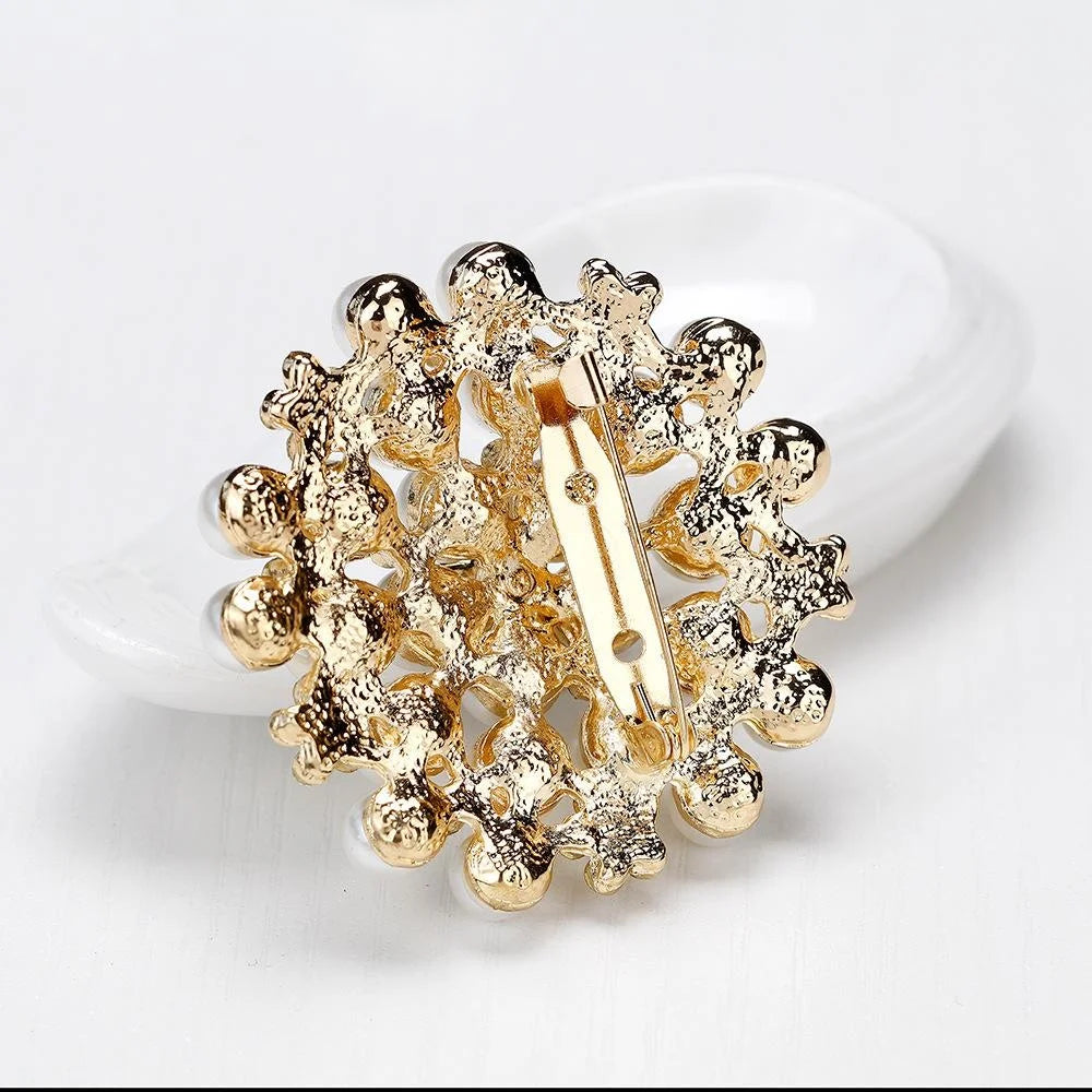 Elegant Pearl And Rhinestone Flower Bouquet Brooch, Alloy Lapel Pin Corsage For Women's Suit Accessory Gift