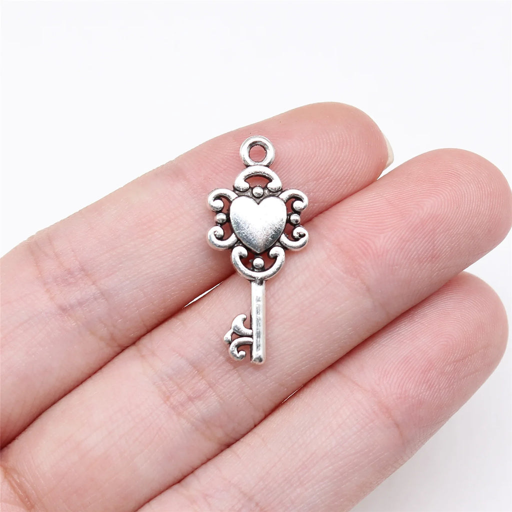 26x12mm 1.3g Antique Silver Zinc Alloy Heart Key Charm Pendant for DIY Handmade Jewelry Making