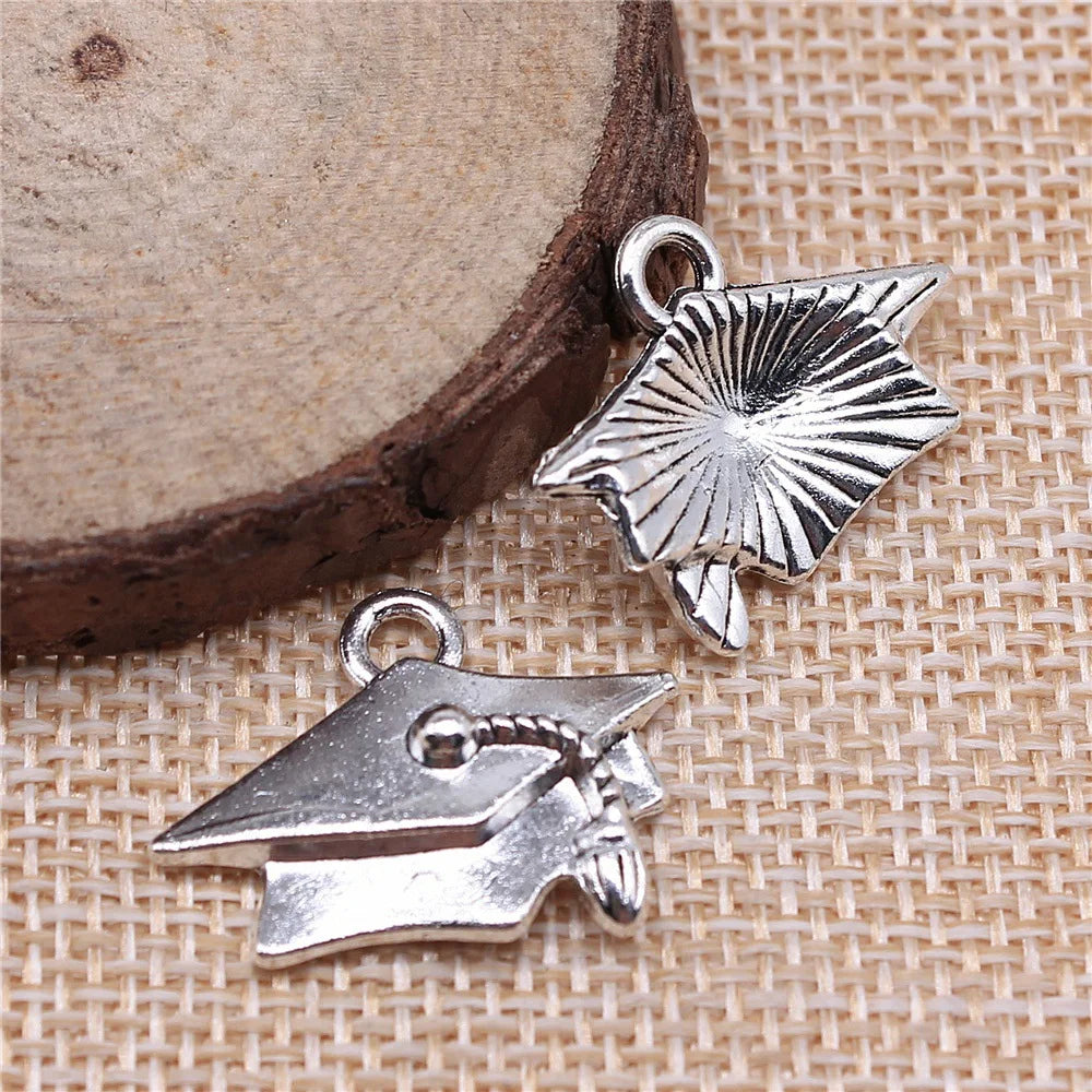 25x18mm 2.6g Antique Silver Zinc Alloy Graduation Cap Charm Pendant for DIY Bracelet Necklace Making