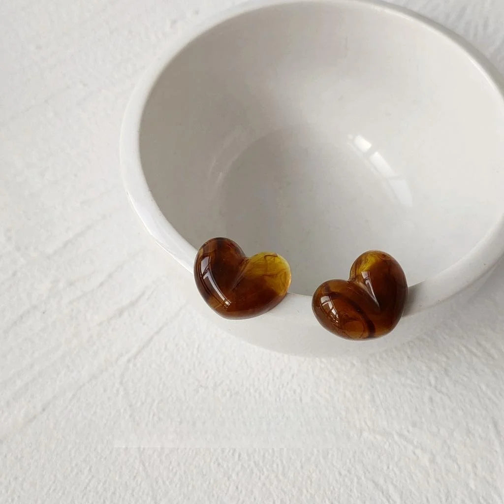 Korean Minimalist Amber Heart Acrylic Drop Earrings Silver Plated Pin Maillard Style Jewelry