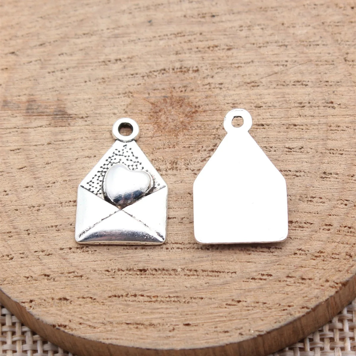 18x12mm 1.3g Antique Silver Zinc Alloy Love Letter Charm Pendant for DIY Bracelet Necklace Jewelry