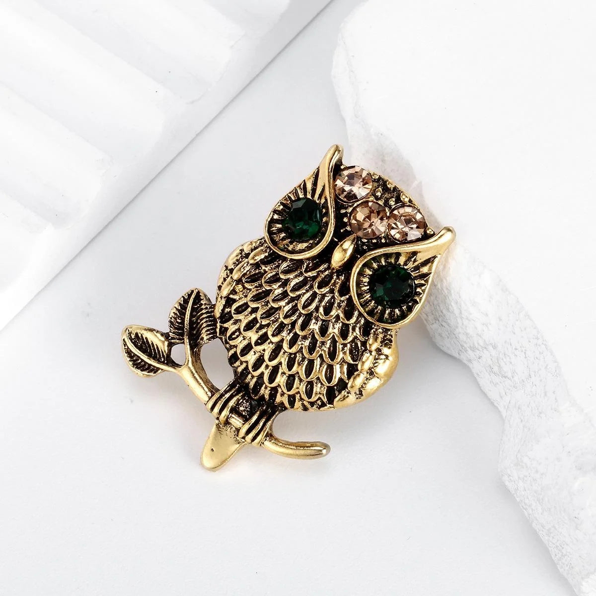 Vintage Gold Alloy Owl Brooch With Green Rhinestone Eyes, Elegant Animal Lapel Pin Suit Accessory Gift