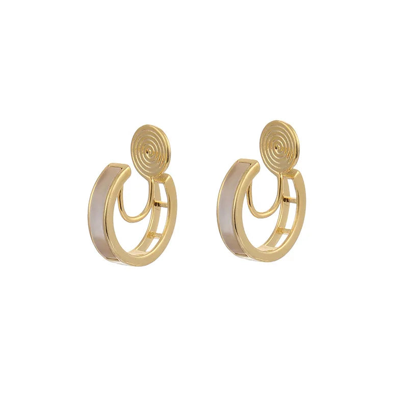 Elegant Gold Tone Spiral Disc Natural Shell Hoop Alloy Stud & Clip On No Piercing Small Huggie Earrings