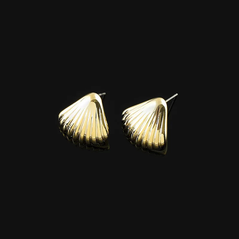 Elegant Gold Alloy Seashell Fan Spiral Disc Stud & Clip On No Piercing Statement Fashion Earrings