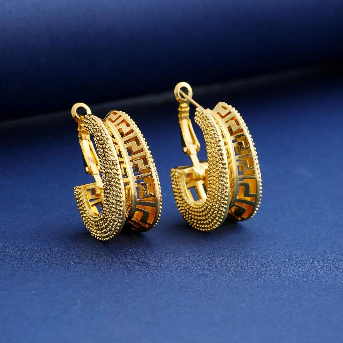 24K Gold Plated Alloy Geometric Hollow Necklace And Earrings Jewelry Set, Luxury Elegant Bridal Jewelry For Wedding