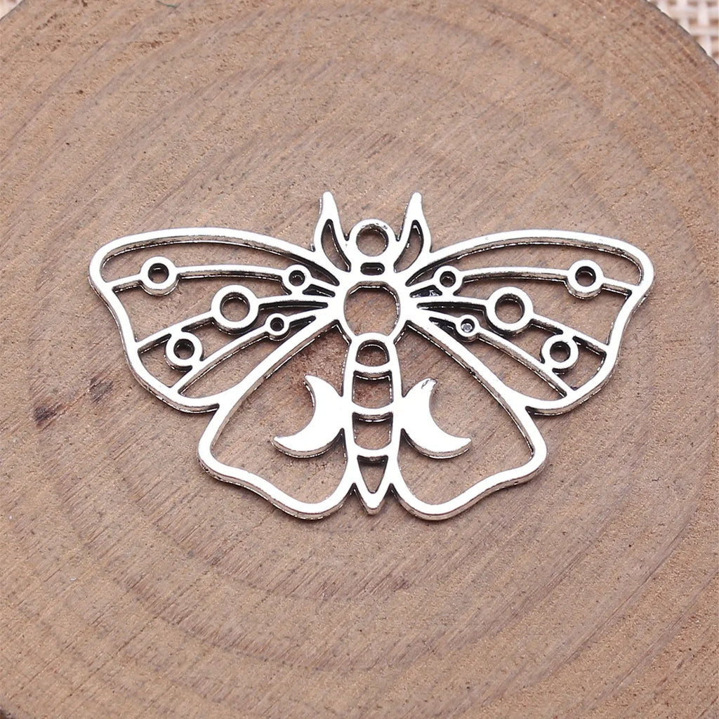 37x22mm 1.8g Antique Silver Zinc Alloy Hollow Moon Moth Charm Pendant for DIY Jewelry Making