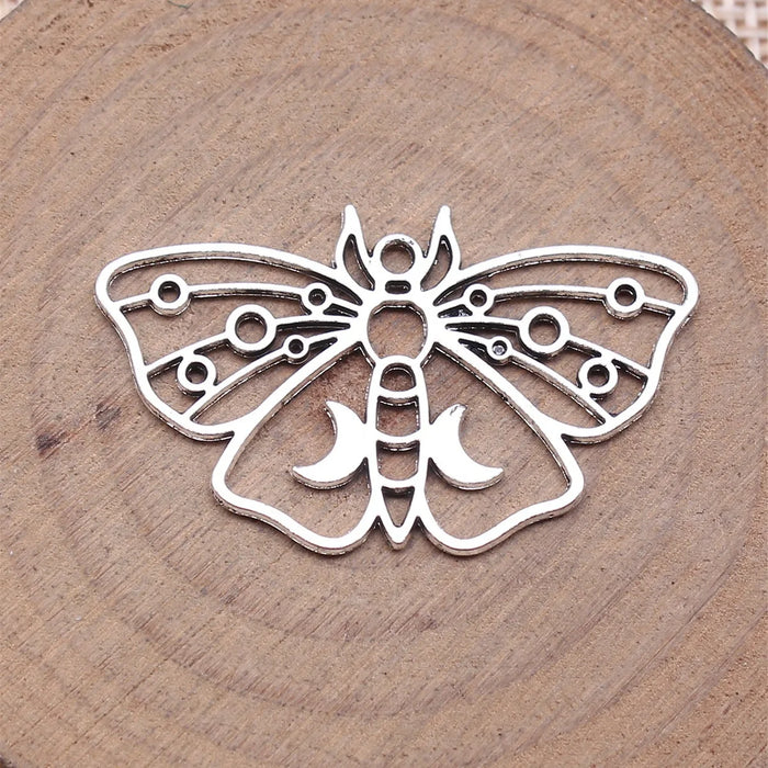 37x22mm 1.8g Antique Silver Zinc Alloy Hollow Moon Moth Charm Pendant for DIY Jewelry Making