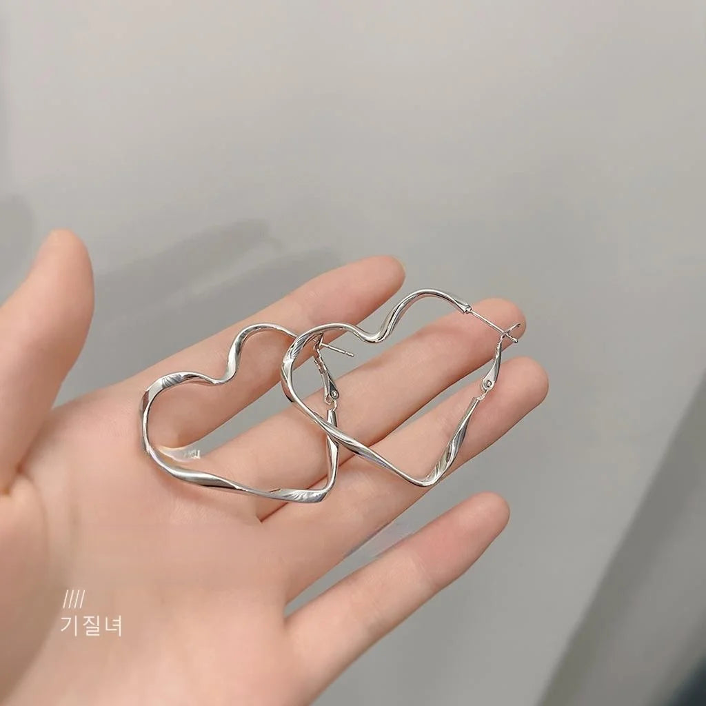 Silver Plated Copper Heart Stud Earrings For Women Korean Japanese Fashion Jewelry