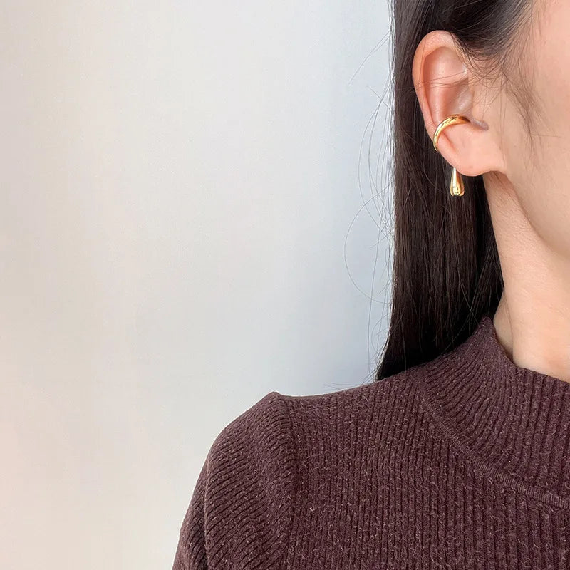 Elegant Gold Alloy Ear Cuff With Long Chain Tassel Teardrop, Stud & Clip On No Piercing Earrings