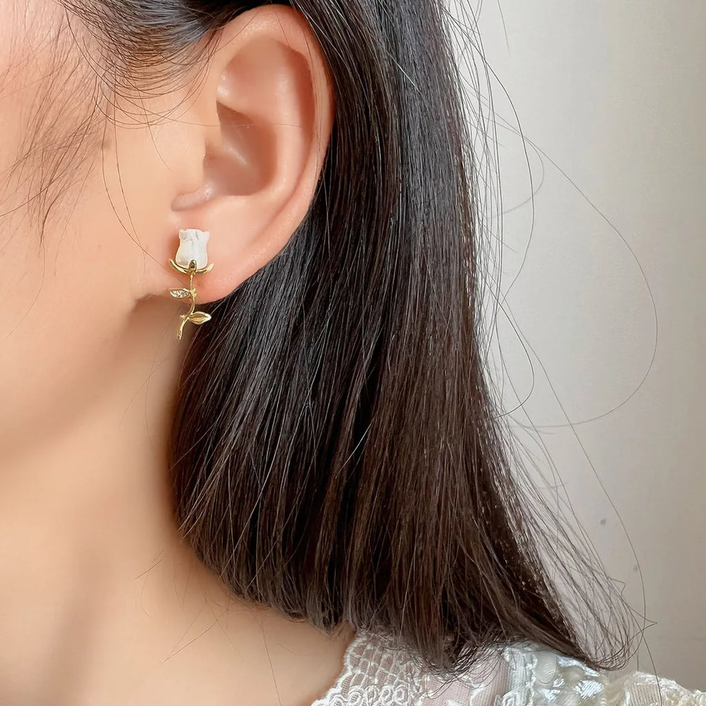 Vintage Mother Of Pearl Heart Rose Alloy Zircon Stud & Clip On No Piercing Women's Earrings