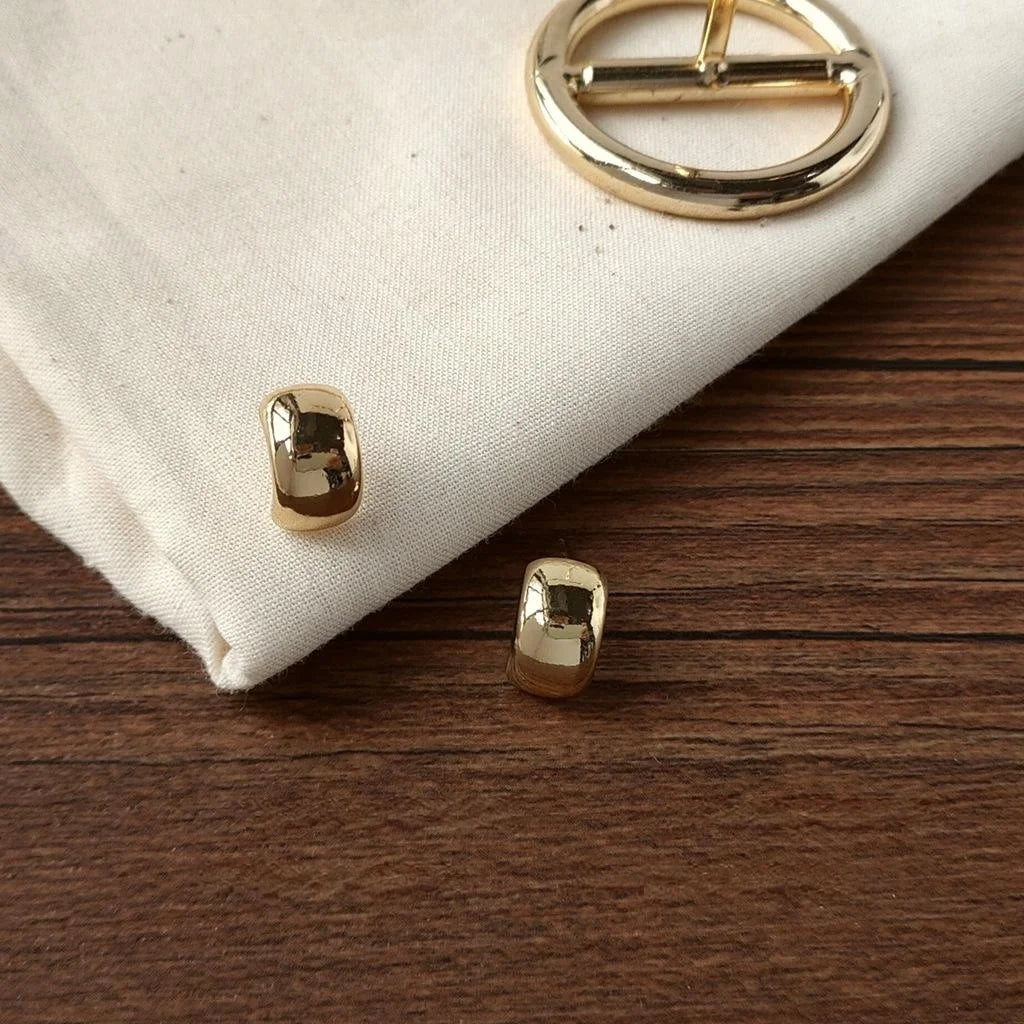 Korean Minimalist Bean Stud Earrings 14K Gold Plated Copper For Women
