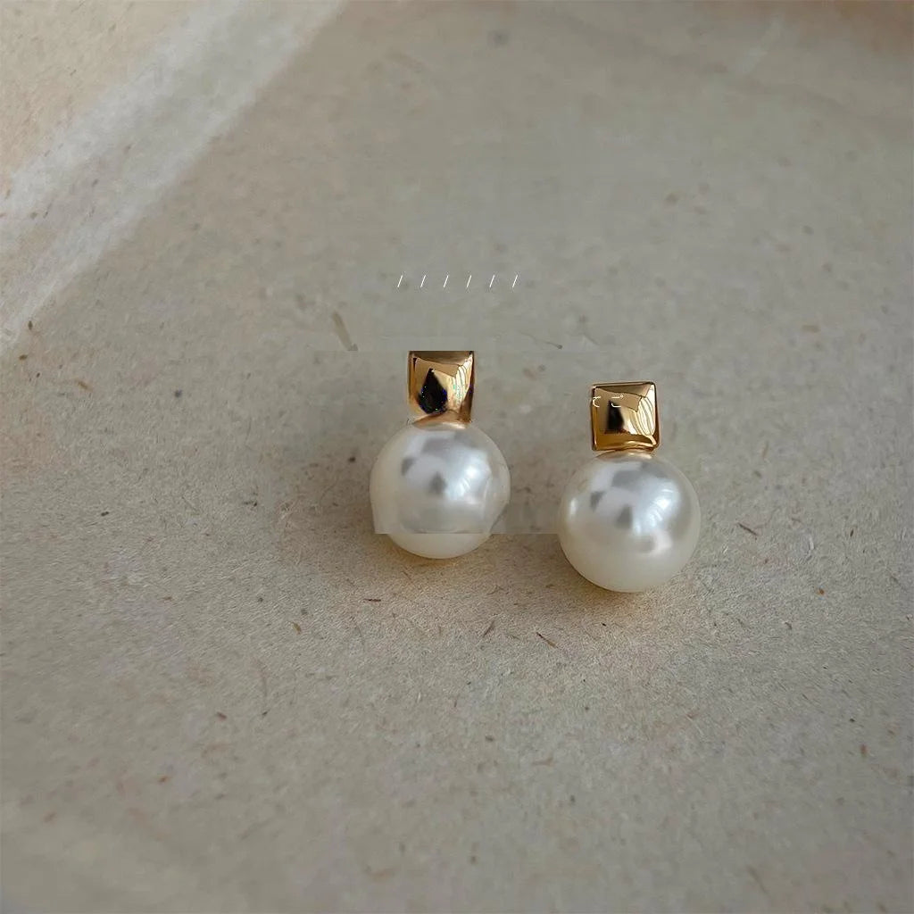 Minimalist Geometric High Luster Pearl Stud Earrings Copper Elegant Office Style