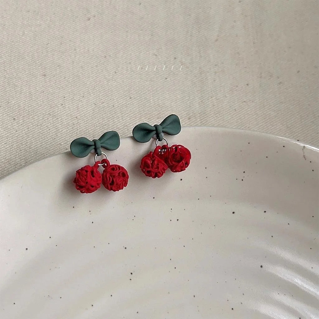 14K Electroplated Copper Hong Kong Retro Floral Geometric Drop Earrings