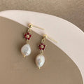 Light Luxury Geometric Copper Freshwater Pearl Stud Earrings With Round Dot Line Design