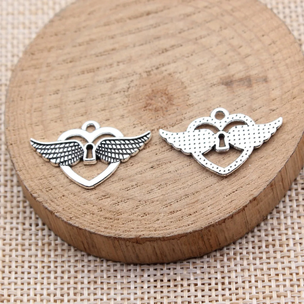 25x16mm 1.1g Antique Silver Zinc Alloy Winged Heart Lock Wing Charm Pendant for DIY Necklace Jewelry