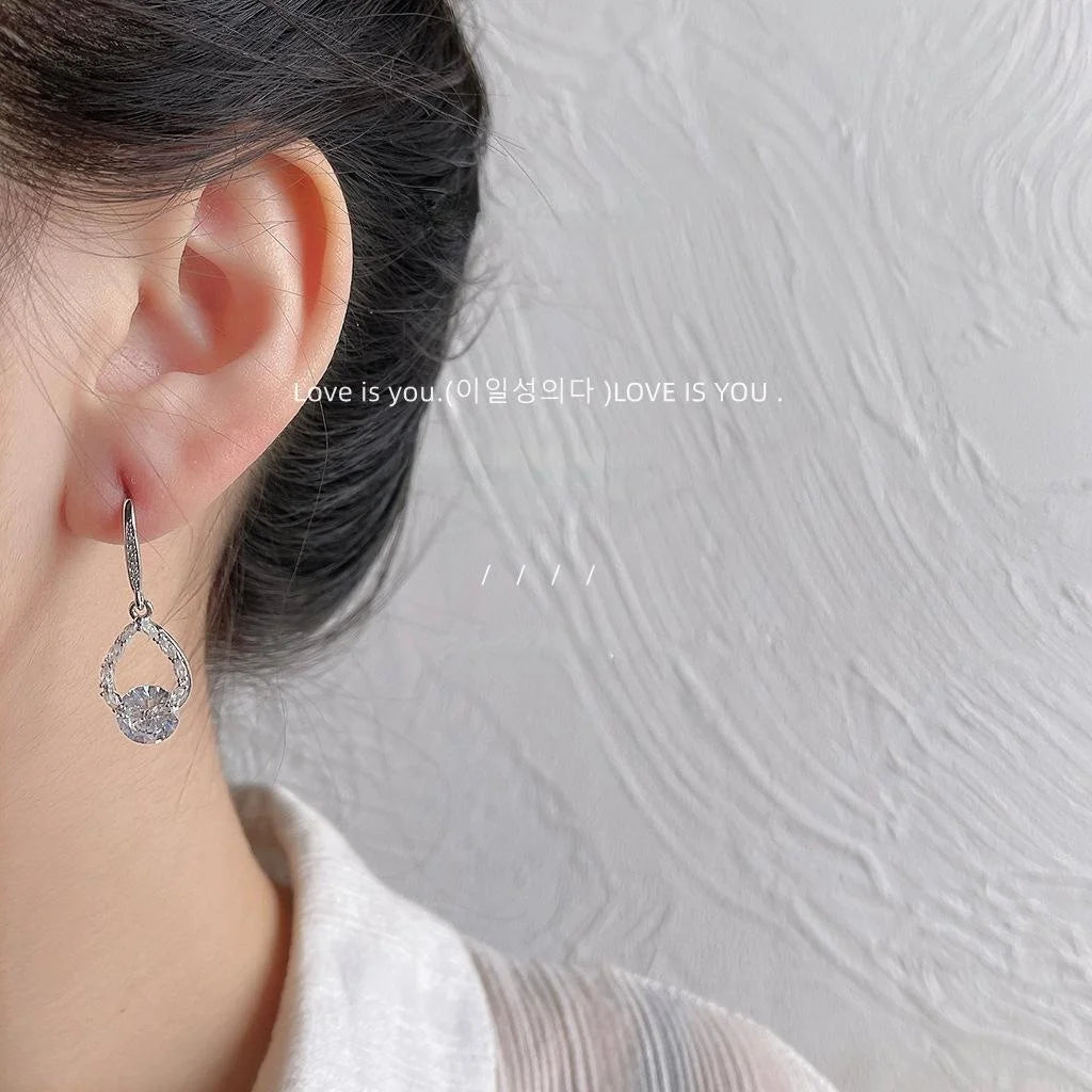 Sparkling Zircon Inlaid Copper Teardrop Geometric Light Luxury Drop Earrings