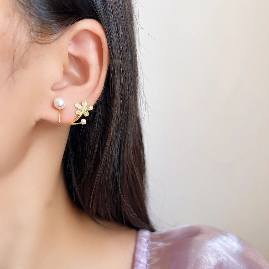 Luxury Pearl Flower Rhinestone Spiral Stud & Clip On No Piercing Gold Alloy Drop Women's Earrings