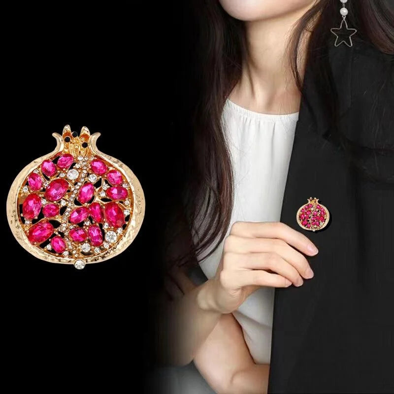 Elegant Pomegranate Brooch With Pink Rhinestones And Gold Alloy Fruit Design Lapel Pin For Suit Accessory