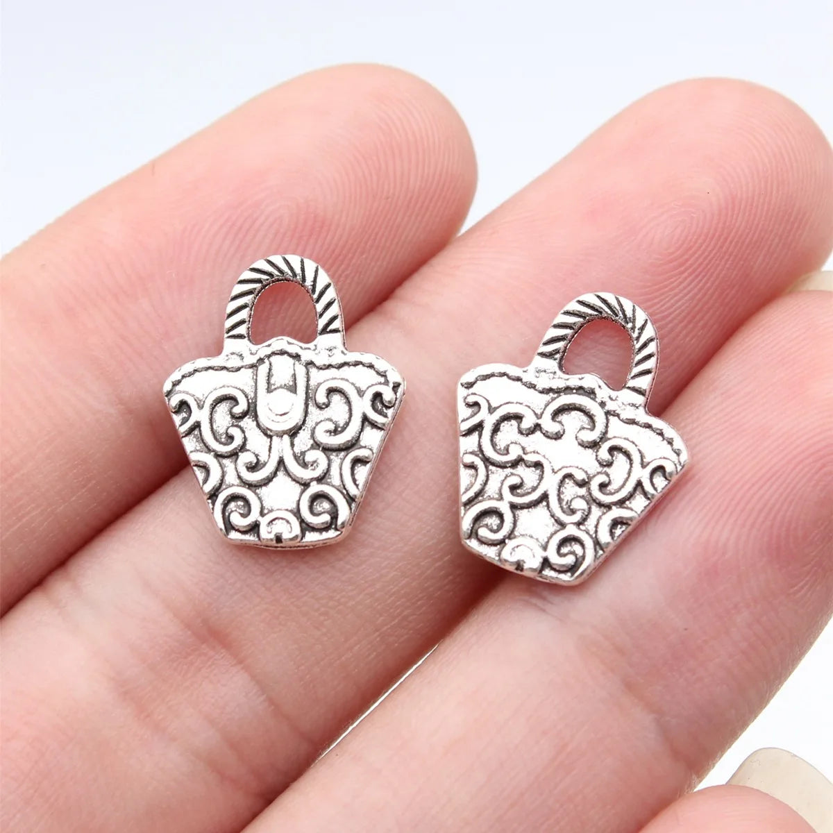 16x13mm 0.99g Antique Silver Zinc Alloy Handbag Purse Charm Pendant for DIY Jewelry Accessories