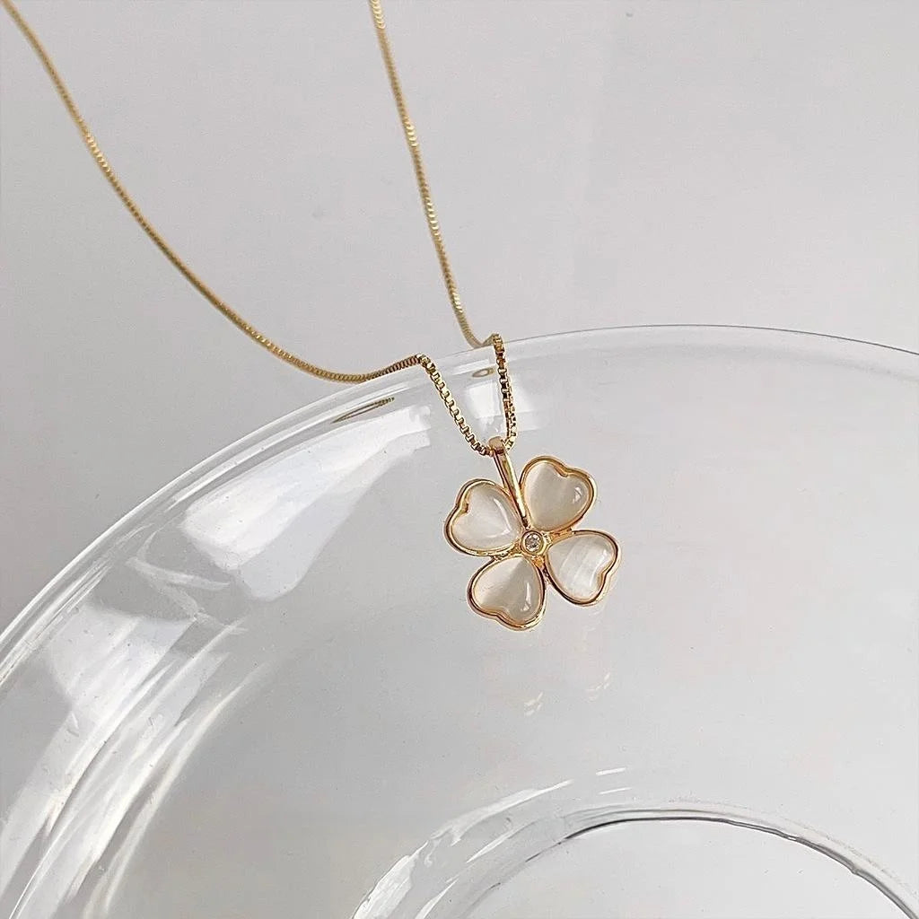 14K Plated Glass Cat Eye Stone Heart Flower Choker Necklace For Women Elegant Minimalist Jewelry