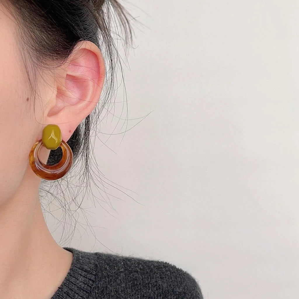 Original Design Contrast Color Acrylic Amber Round Geometric Drop Earrings