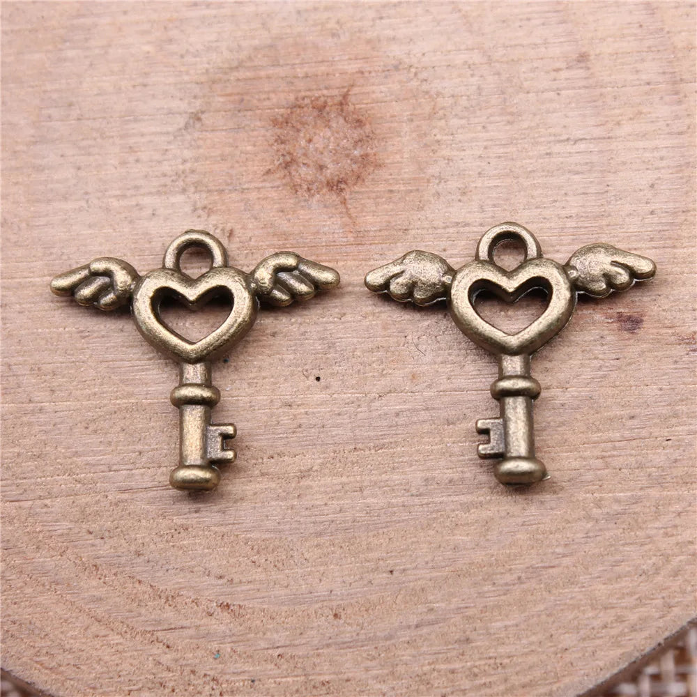 15x14mm 0.6g Multicolor Zinc Alloy Winged Heart Key Wing charm pendant for DIY necklace making