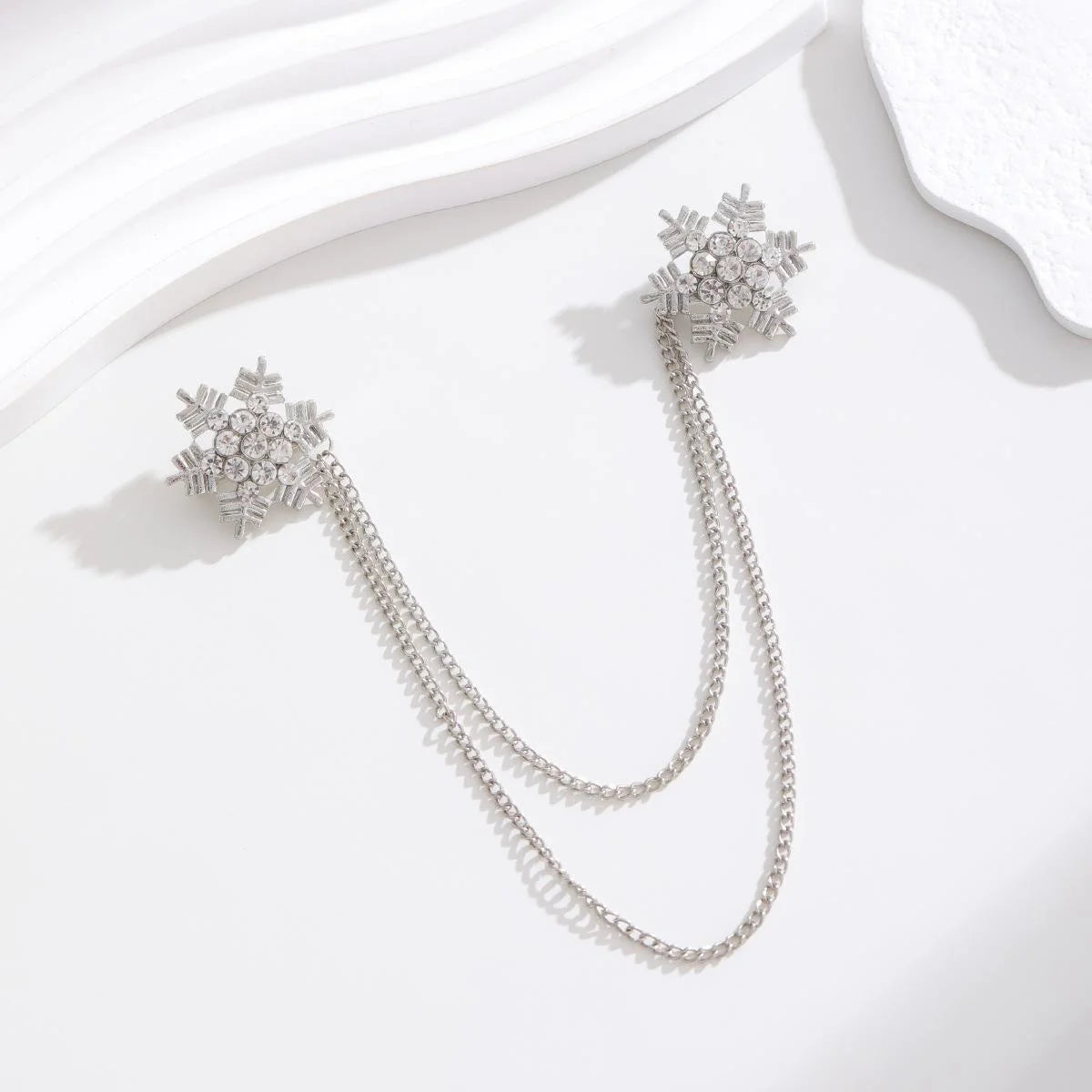 Elegant Rhinestone Snowflake Double Chain Collar Brooch Gold Tone Alloy Lapel Pin Suit Accessory Gift