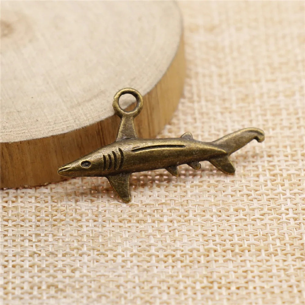 36x20mm 1.6g Multicolor Zinc Alloy Shark Charm Pendant for Ocean Animal Necklace Bracelet Making