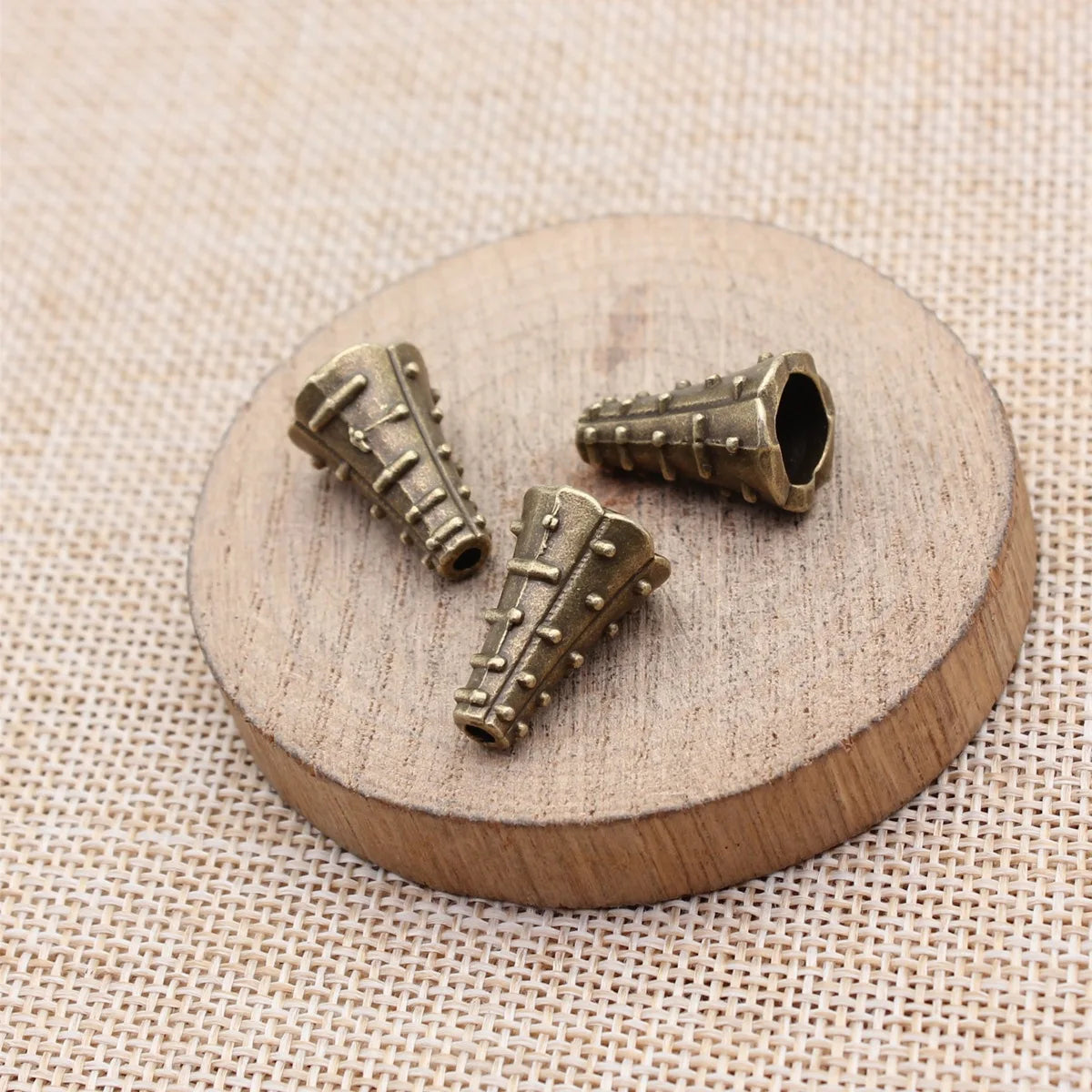 19x12x12mm 2.6g Antique Bronze Zinc Alloy Cone Bead Cap Jewelry Findings for Tassel Earring DIY