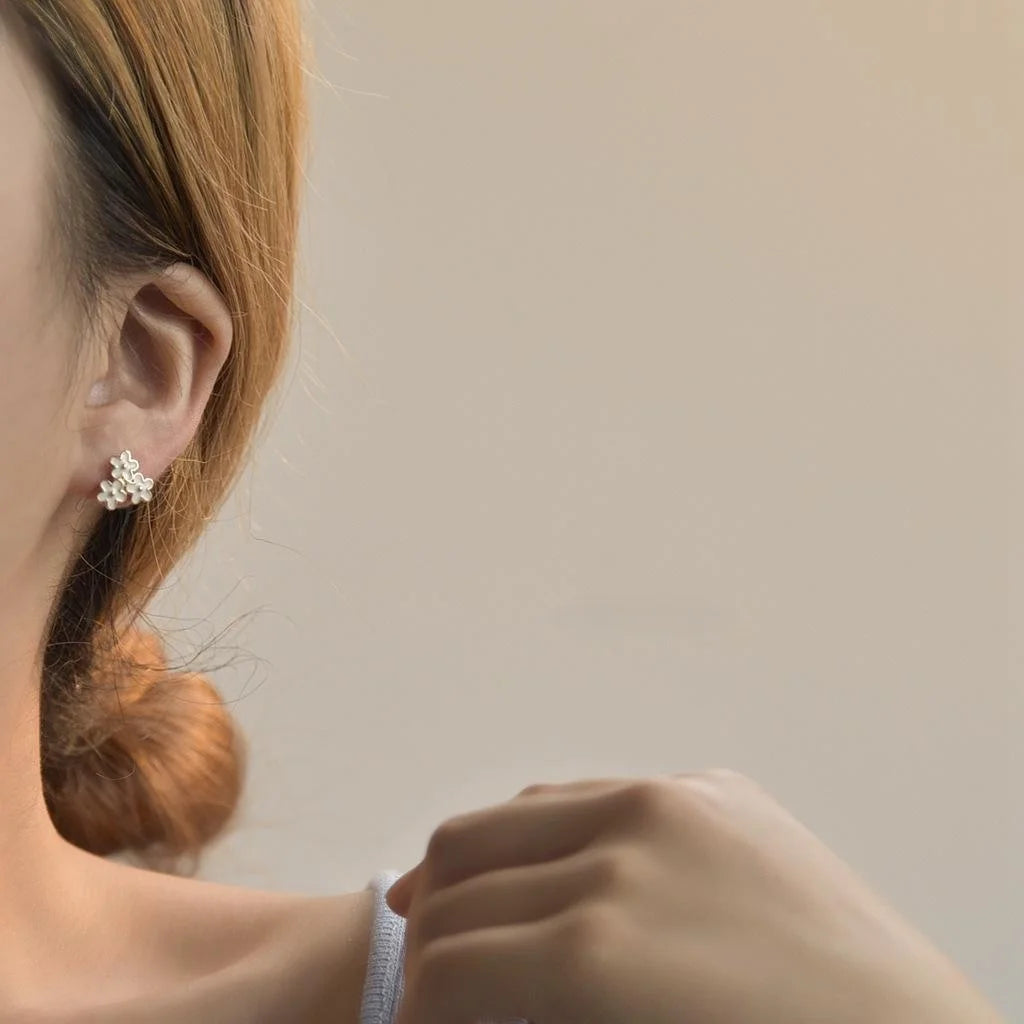 Sweet Minimalist 14K Plated Alloy Enamel Flower Stud Earrings For Women Korean Style