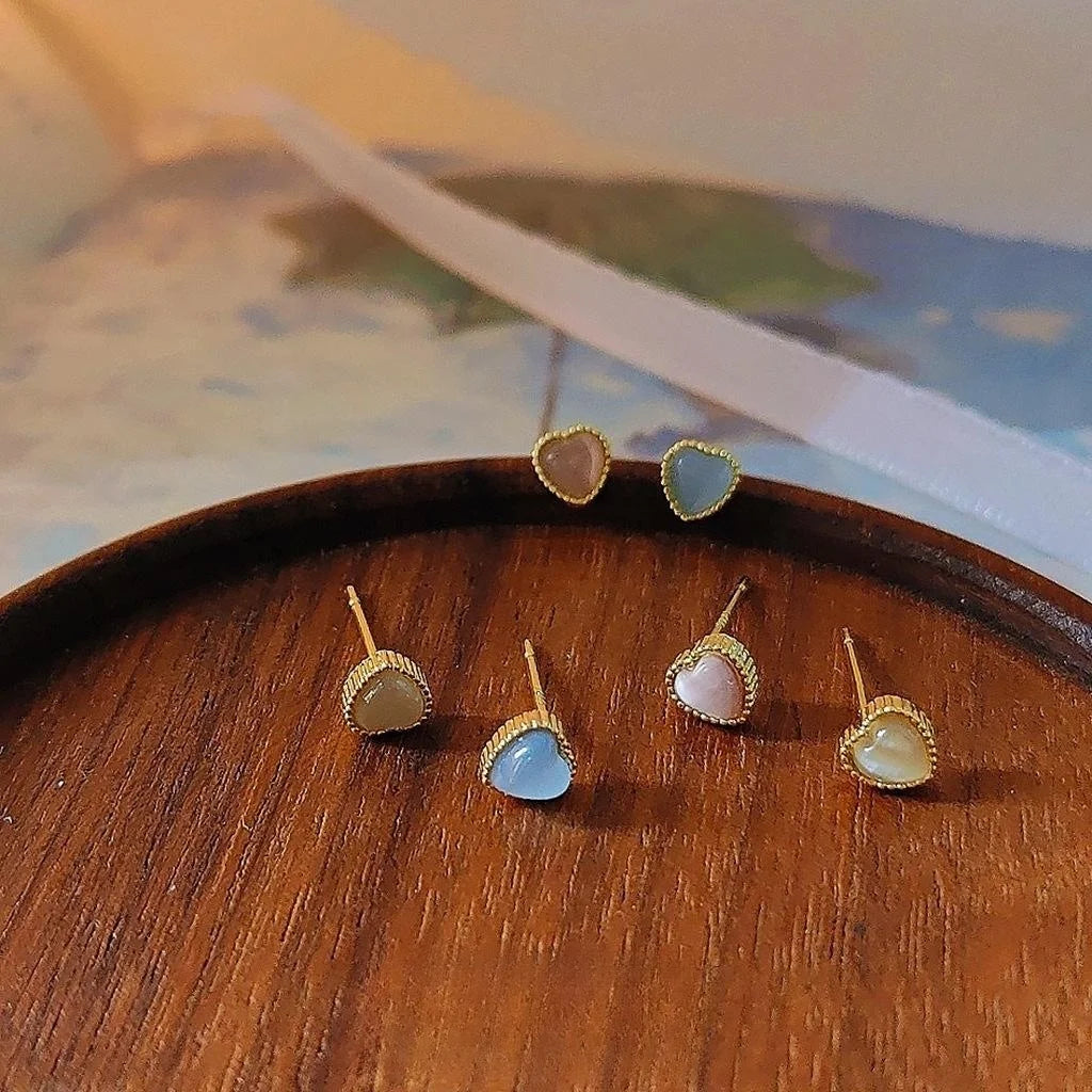 Silver Plated Copper Mini Heart Glass Cat Eye Stone Stud Earrings Korean Fresh Style