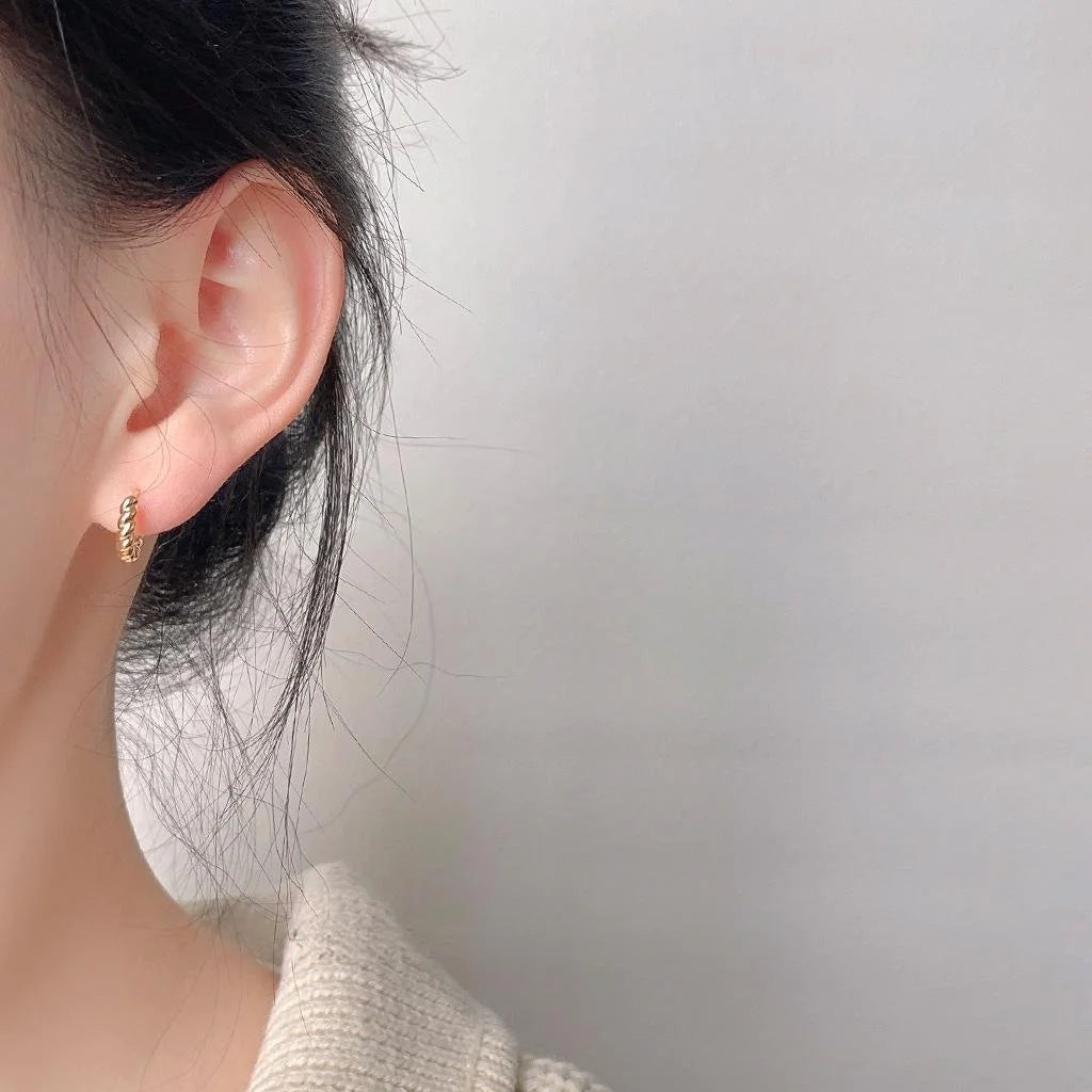 18K Gold Plated Copper Round Stud Earrings Minimalist Geometric Luxury Tarnish Resistant