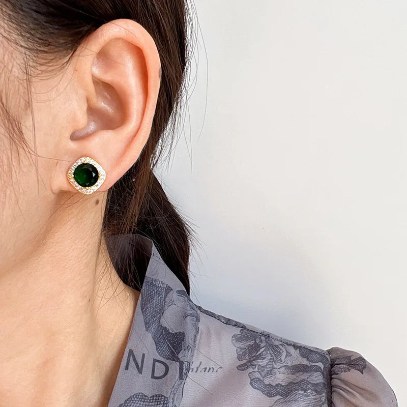 Elegant Luxury Emerald Green Oval Zircon Rhinestone Halo Geometric Stud & Clip On No Piercing Alloy Earrings