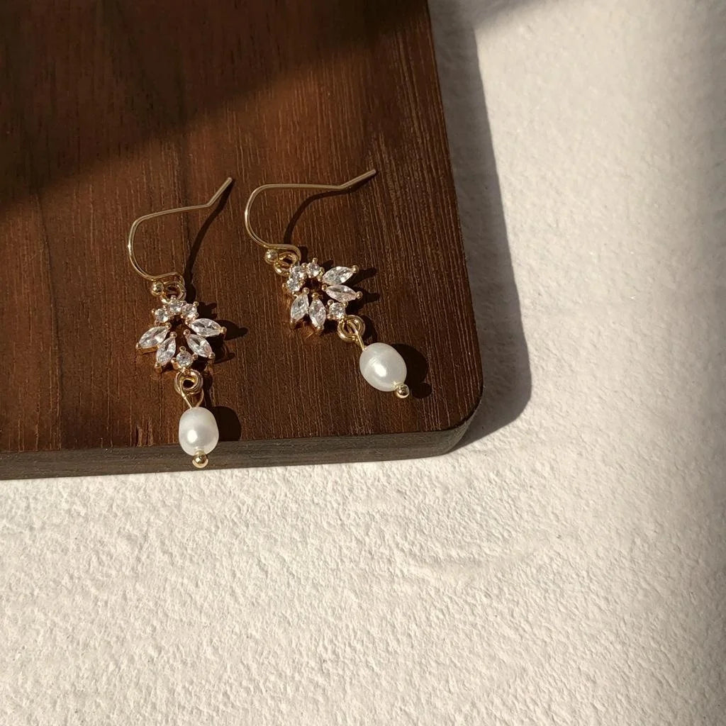 Light Luxury 14K Gold Plated Copper Freshwater Pearl Zircon Geometric Drop Earrings