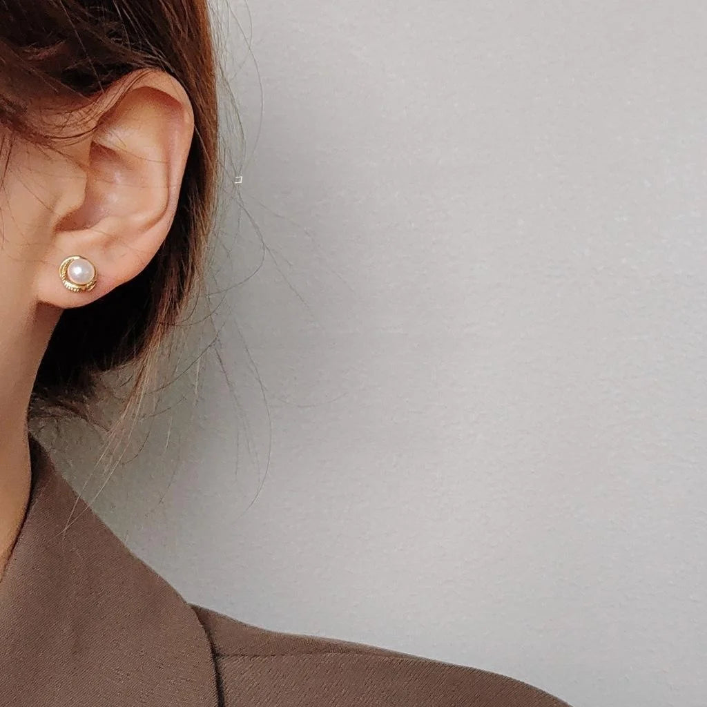 14K Gold Plated Copper Freshwater Pearl Stud Earrings Minimalist Round Geometric Light Luxury Jewelry