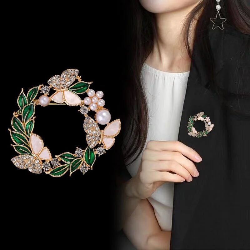 Elegant Green Enamel Leaf Wreath Butterfly Brooch With Rhinestones And Faux Mother Of Pearl Lapel Pin Gift