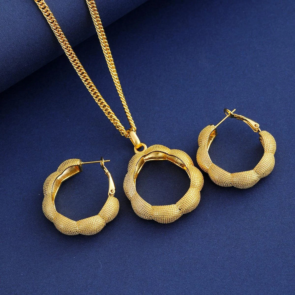 Luxury 24K Gold Color Alloy Hoop Earrings And Pendant Necklace Jewelry Set For Bridal Wedding Banquet Gift