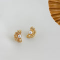 14K Gold Plated Copper Mini Daisy High Luster Pearl Stud Earrings For Women Light Luxury Style
