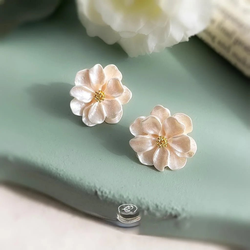 Sweet Summer Flower Resin Drop Earrings For Women, Fresh Minimal Commuter Jewelry