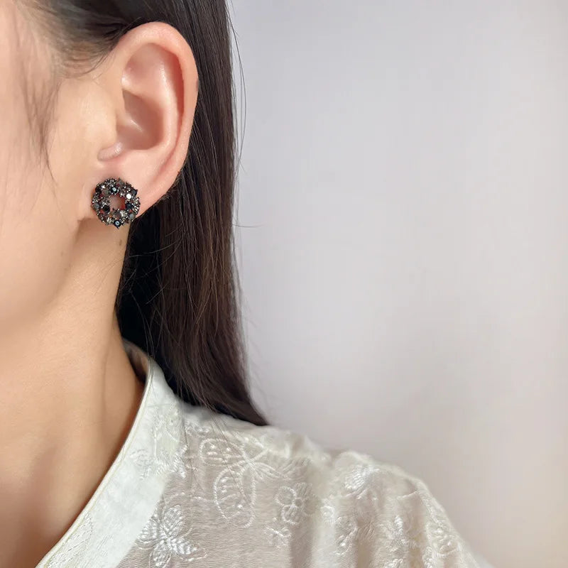 Vintage Black Rhinestone Round Wreath Stud & Clip On No Piercing Alloy Circle Hoop Earrings