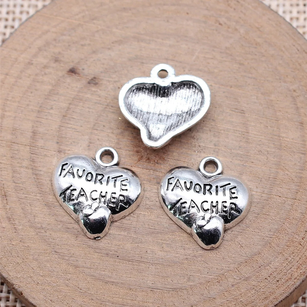 16x15mm 1.3g Antique Silver Zinc Alloy Favorite Teacher Apple Charm Pendant for DIY Jewelry Making